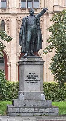 Statue of Deroy at the Maximilianstraße in Munich by Johann Halbig