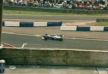 Jacques Villeneuve driving the FW19 at the 1997 British Grand Prix
